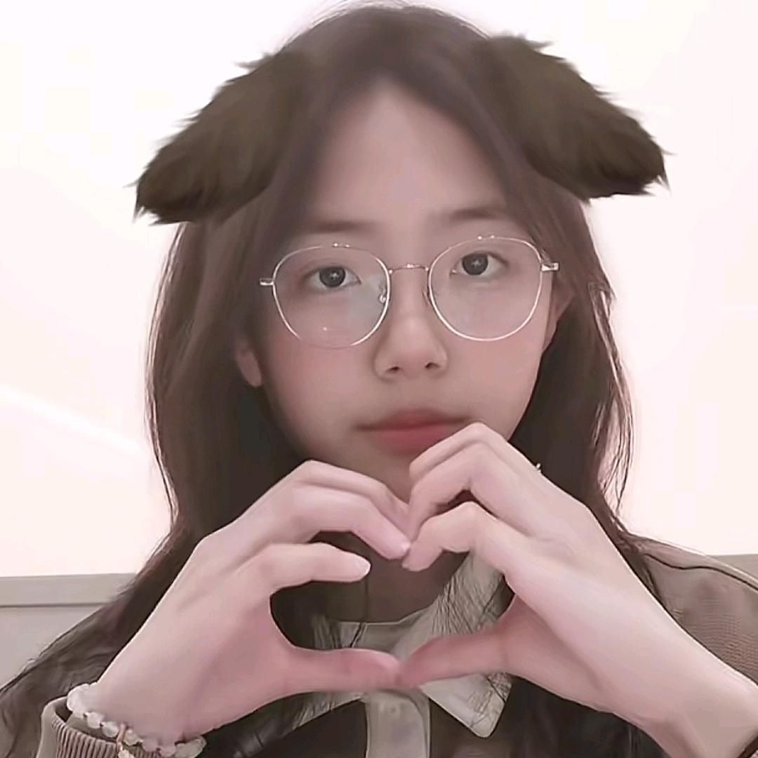 C.蛊🏜️的老婆