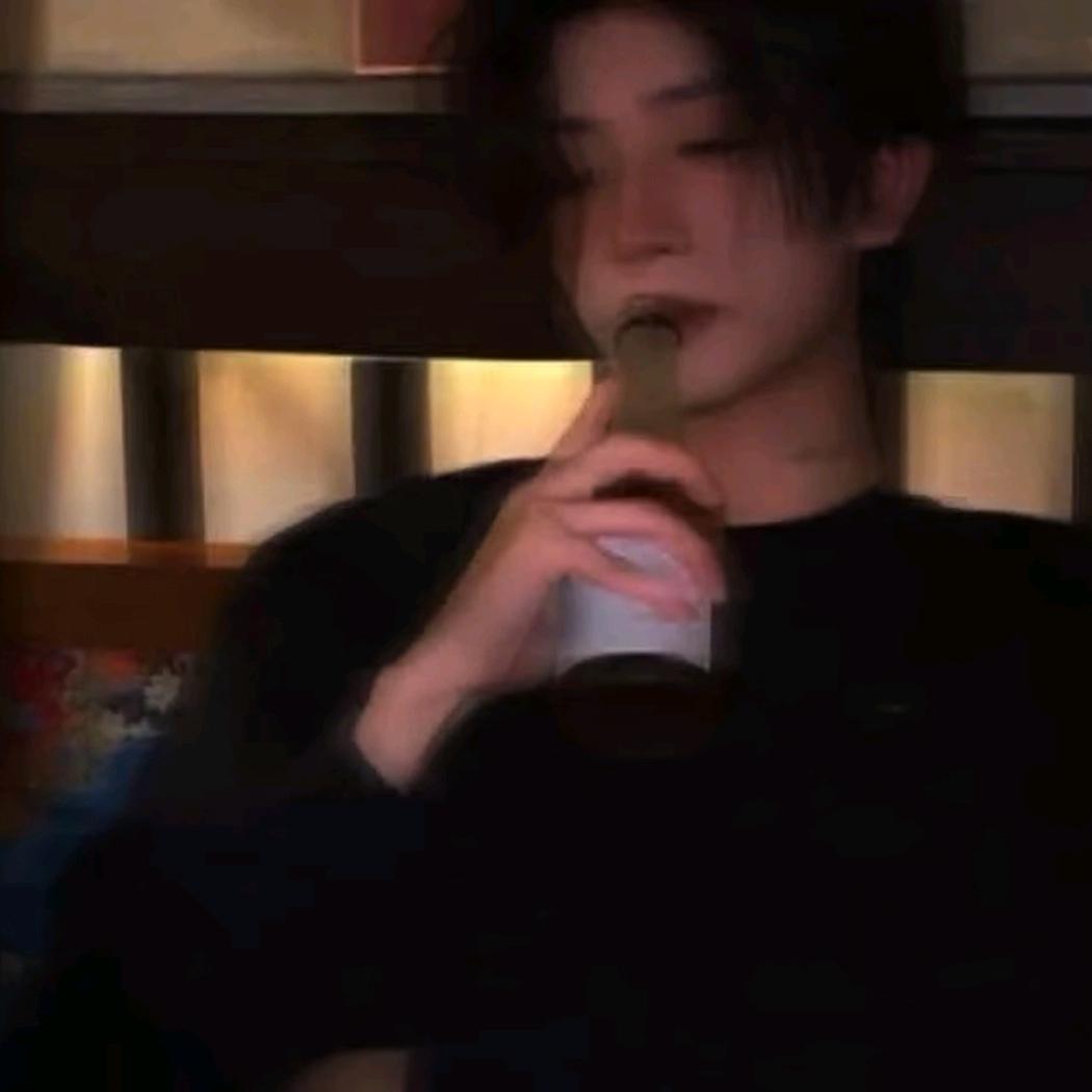 内 啡 肽