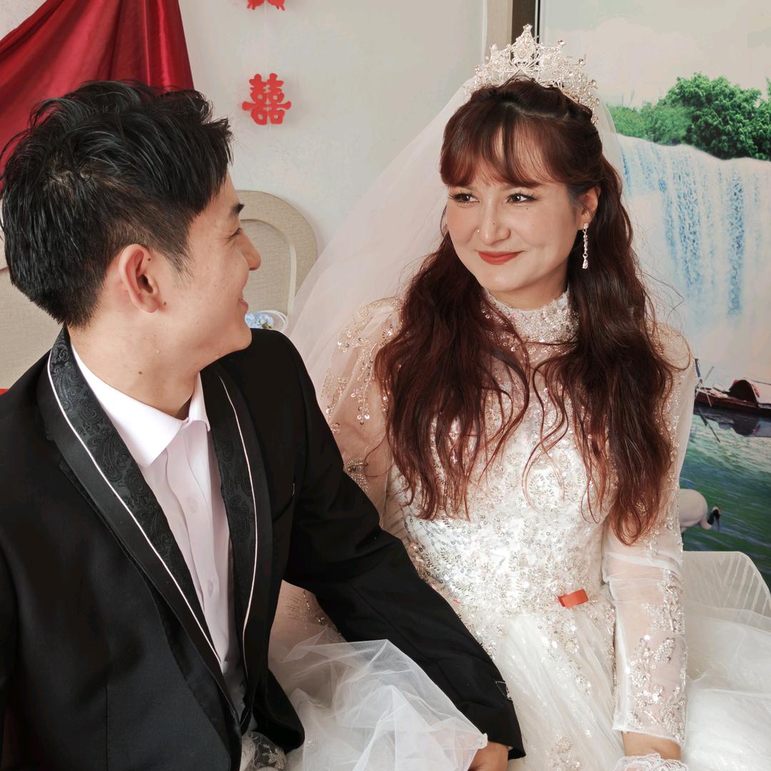 维汉夫妇有点甜