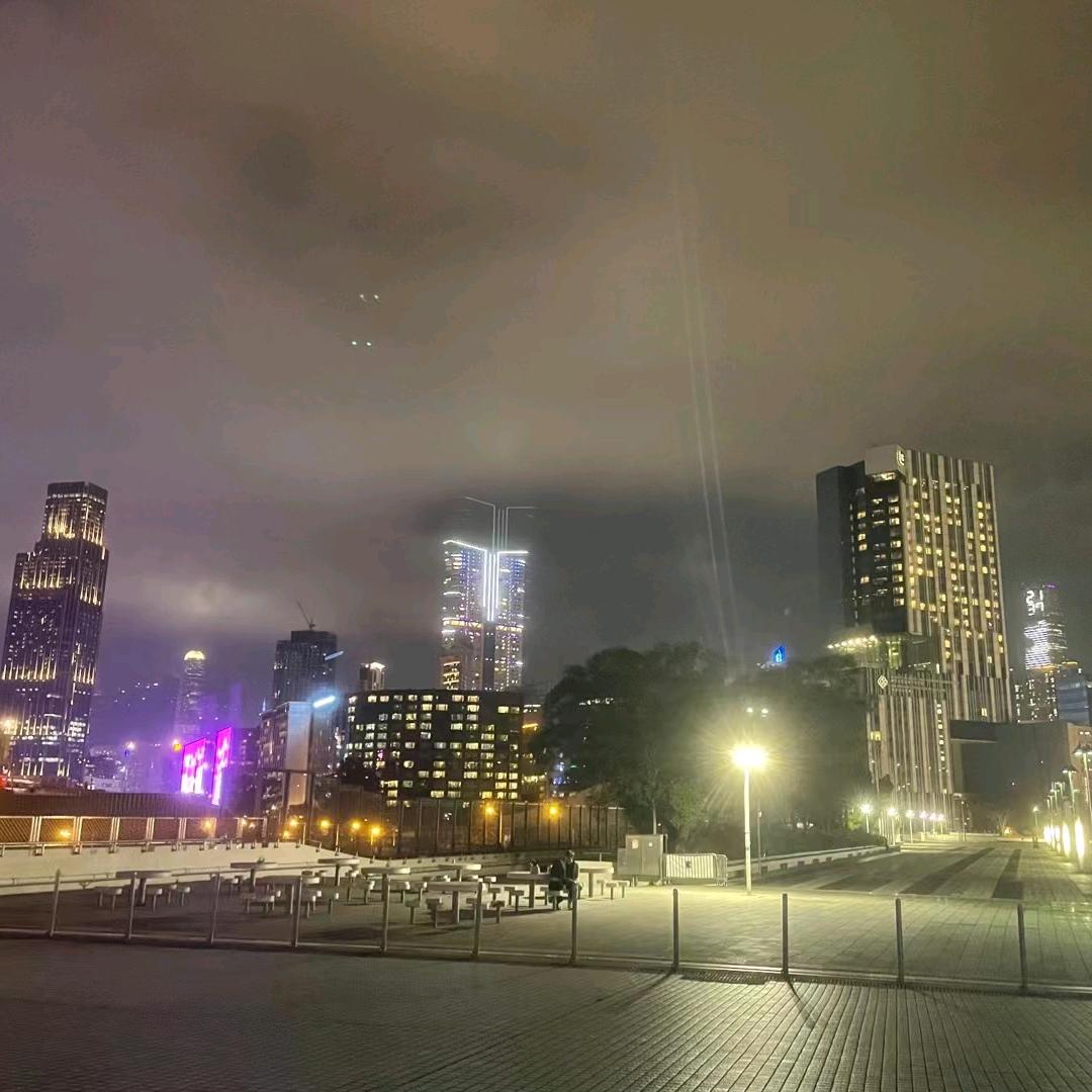 ？浅忆微凉