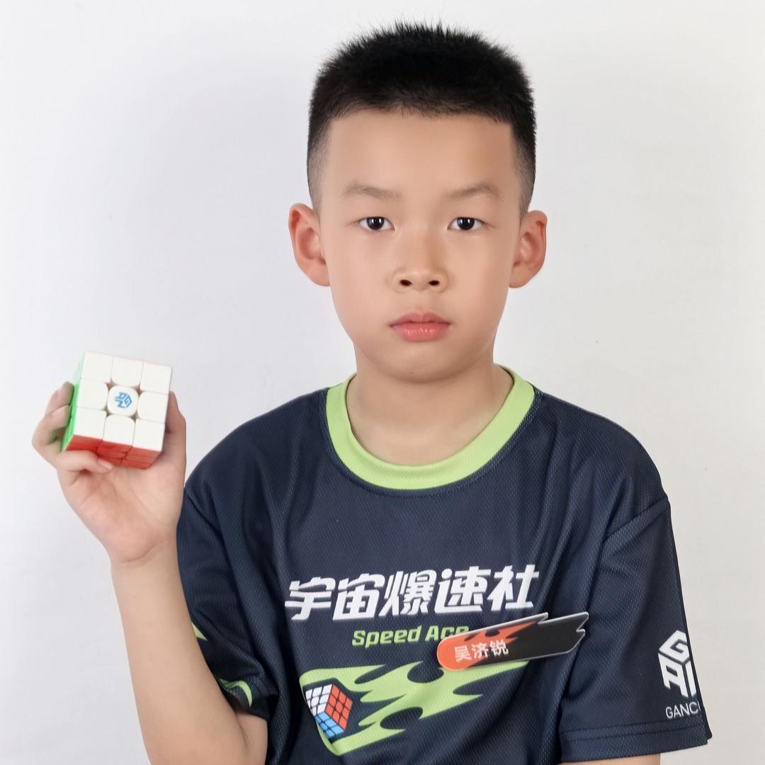宇宙爆速社-吴济锐 （佑佑爱魔方）
