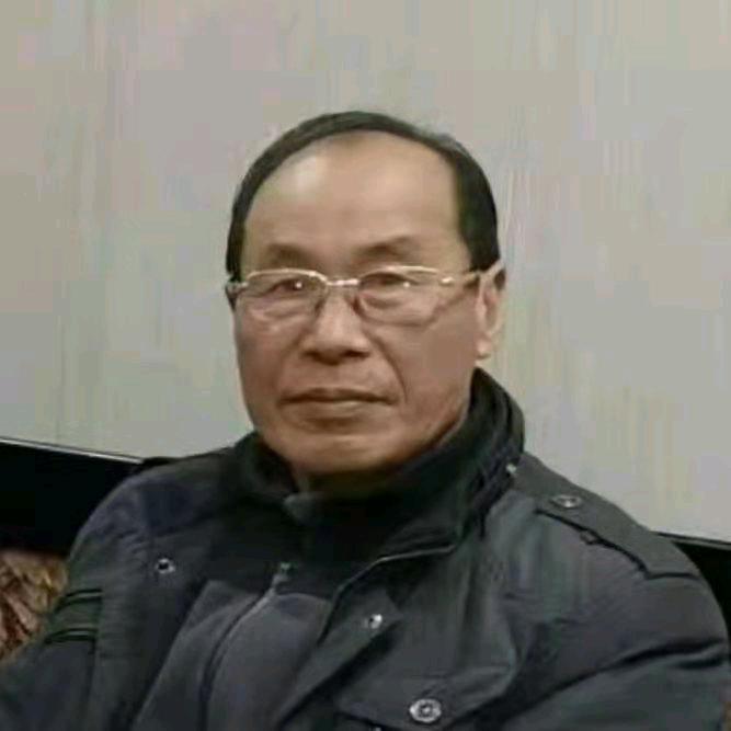 河南漯河板胡制作師劉夫翔