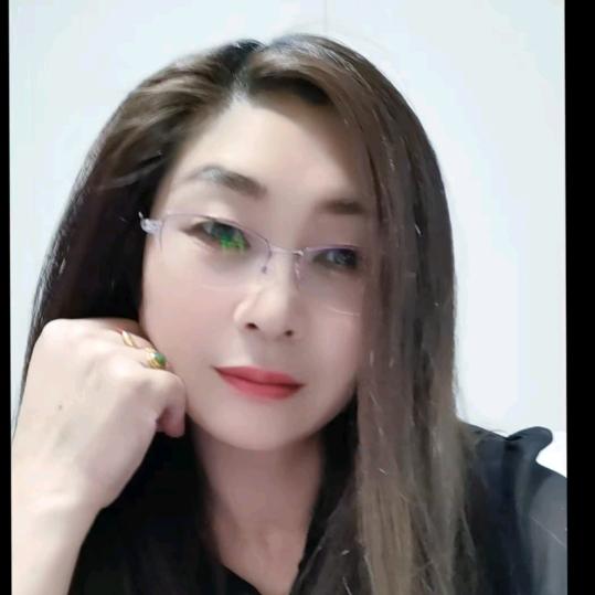 龙玲