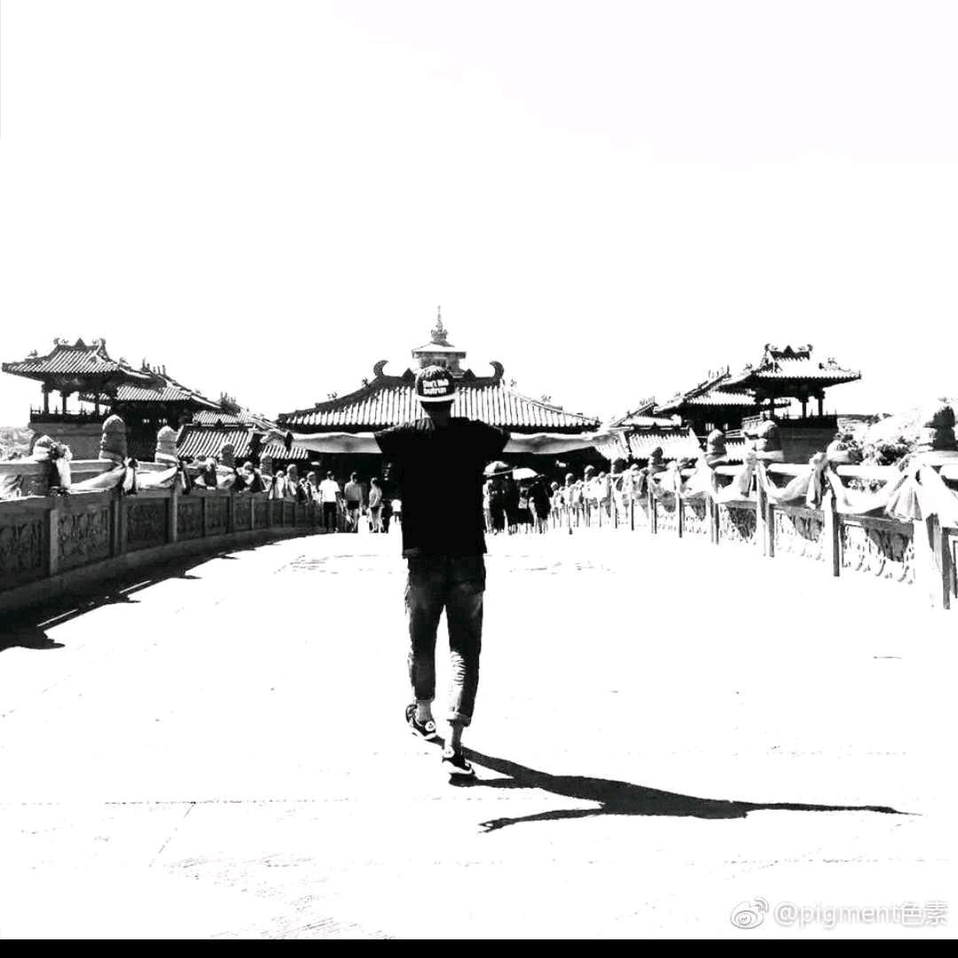 没烦恼和不高兴的前男友