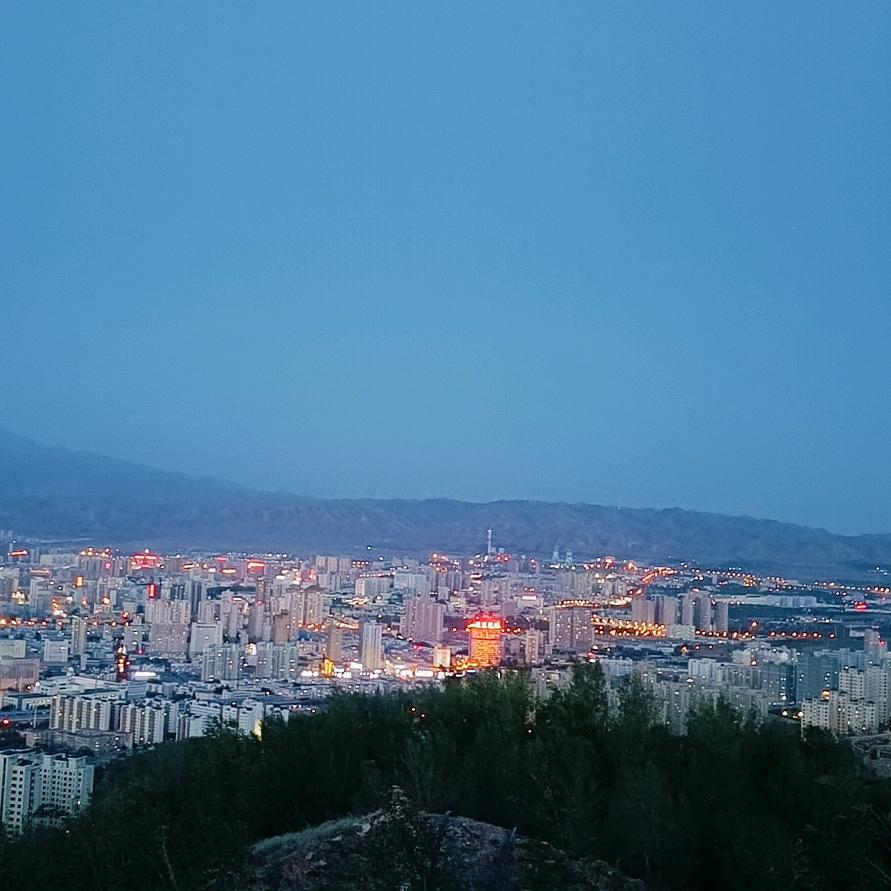 滚