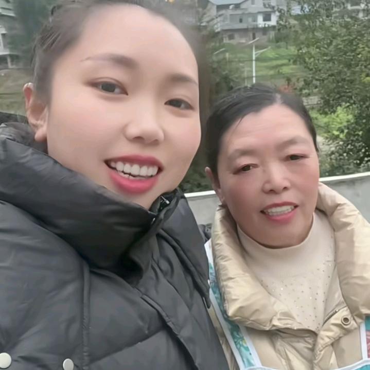 好运连连-英英