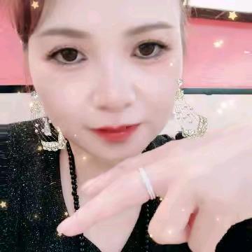 开心的蒙蒙(拒绝私聊)