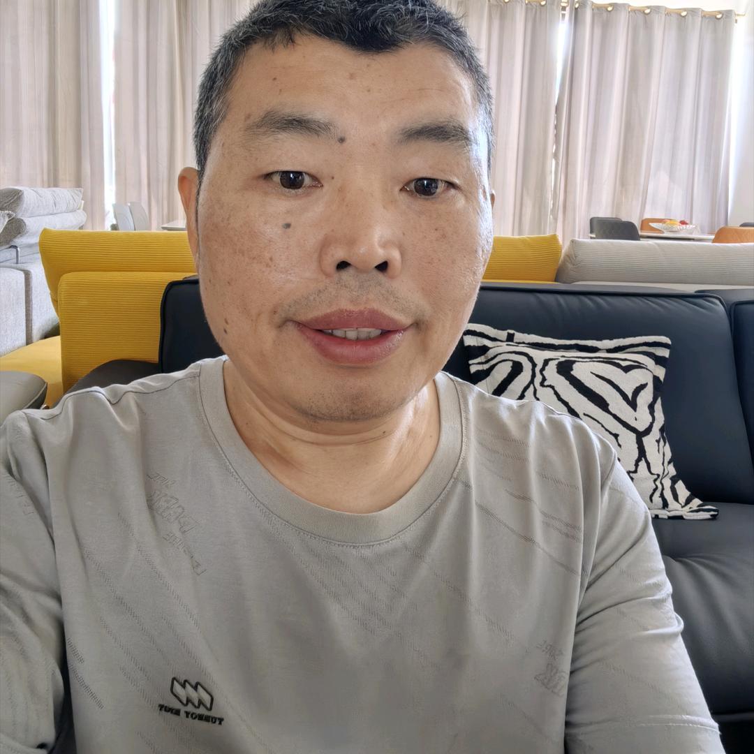 楚雄家具人老熊