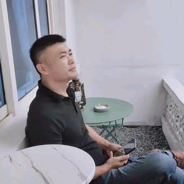 电梯销售、钢结构电梯井道制作安装·张佳