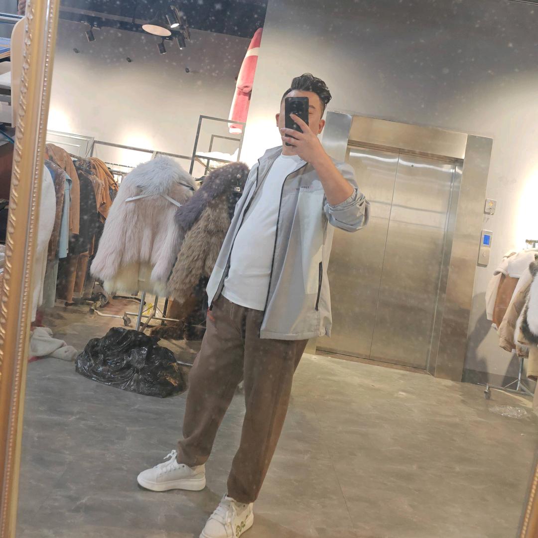 维祯库存服装，库存原料买卖