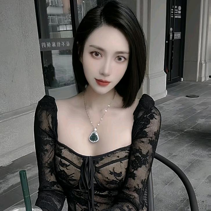 宝儿.
