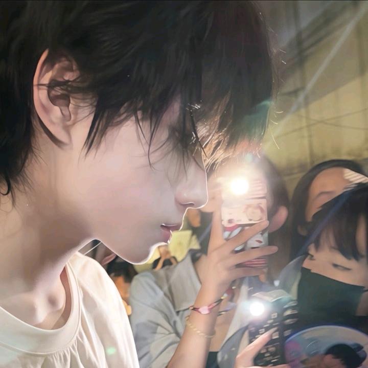 吃吃鱼🐭🩵🩷（拥有2sides版）