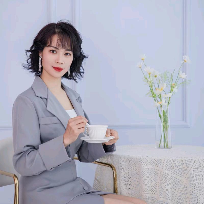 亿加然甘少妮