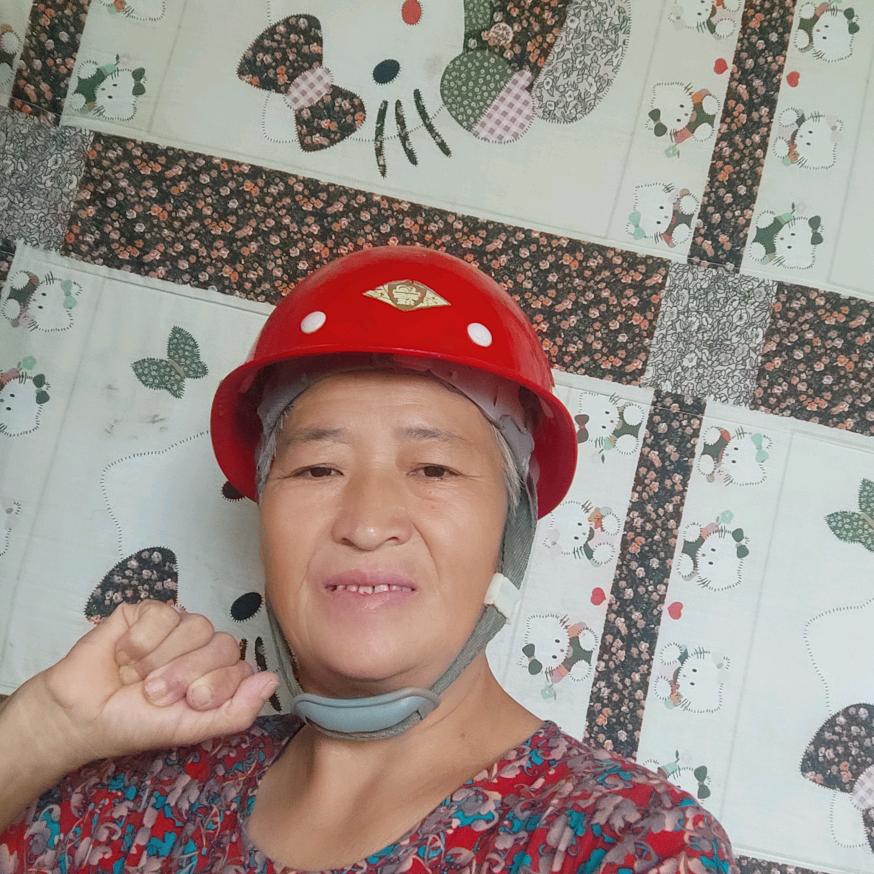 陈大姐。