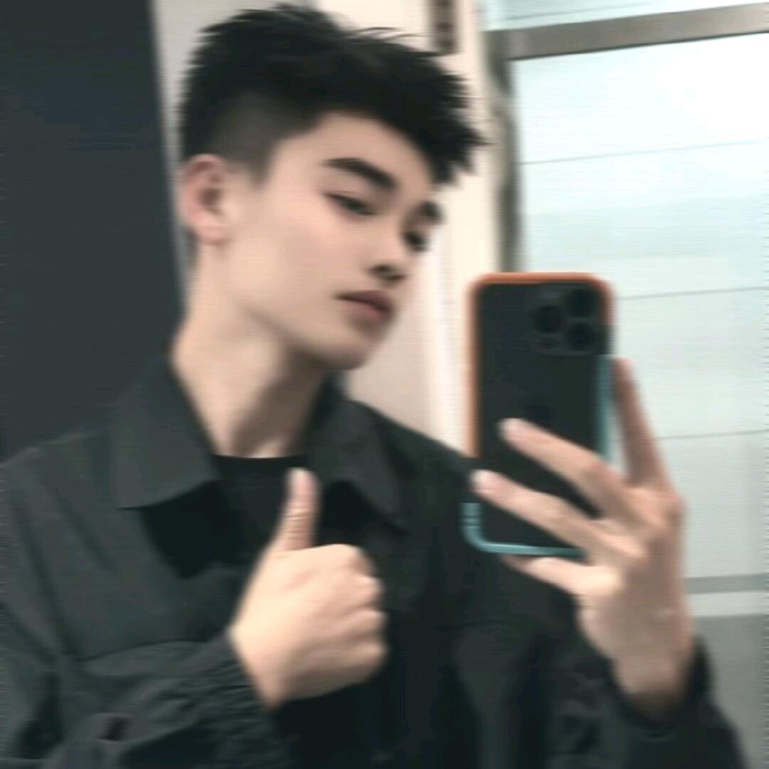 牛牛追剧 ☁️