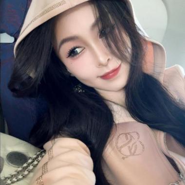 余潇潇轻奢女装