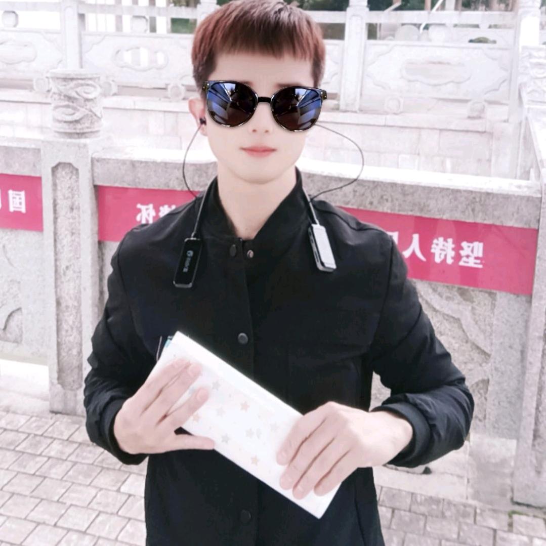 海哥🔥早7点40开播