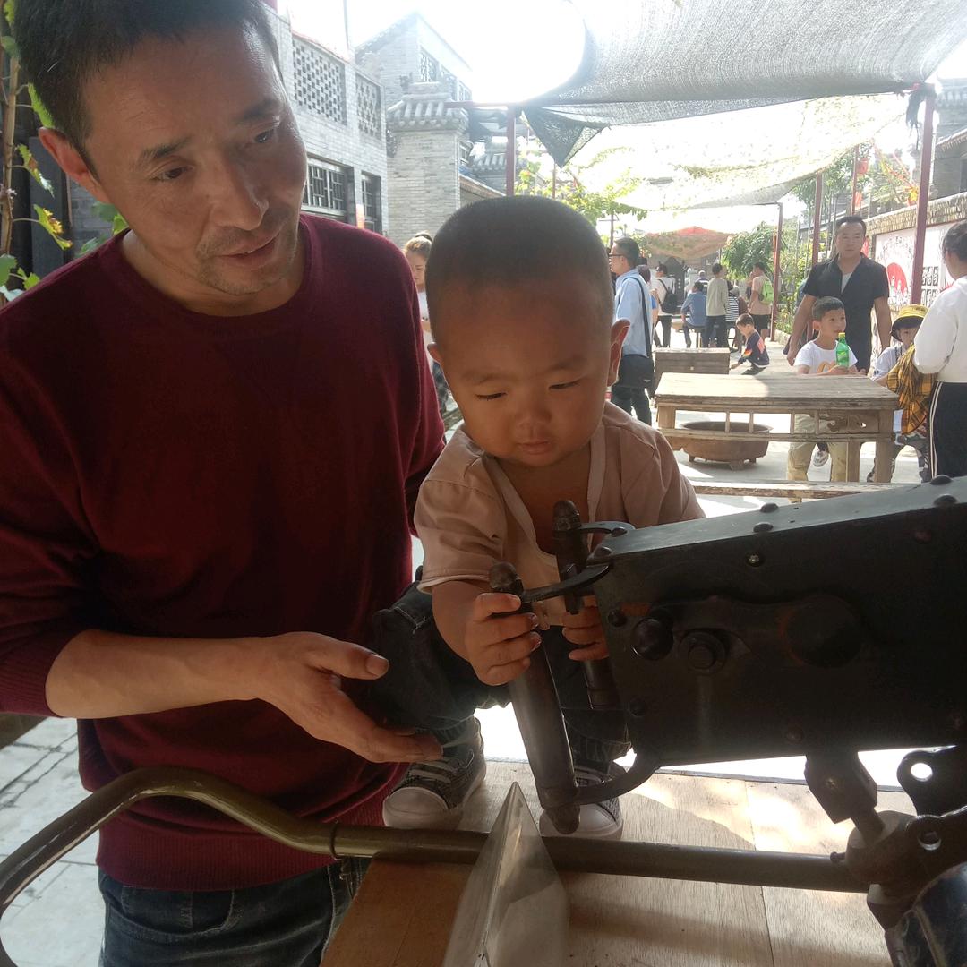 杨安龙