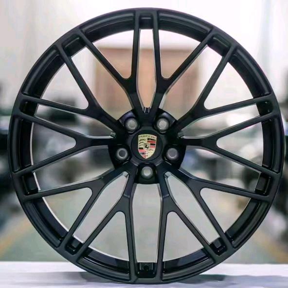 胡灵誉的小迷弟