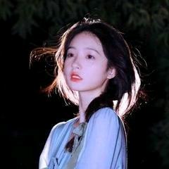 󾓭️诗语婆婆🌹️