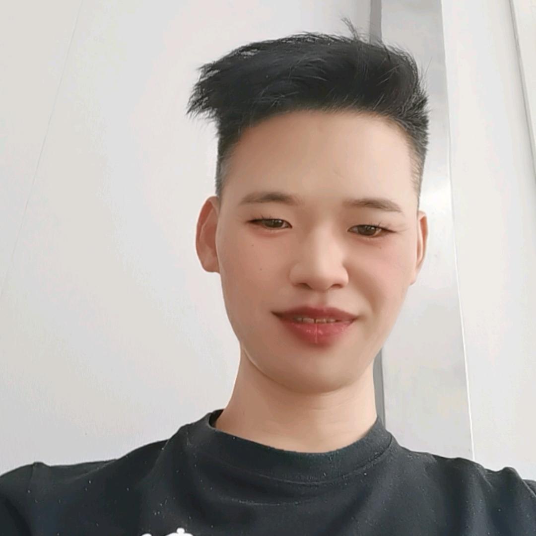 李远明，专业美发