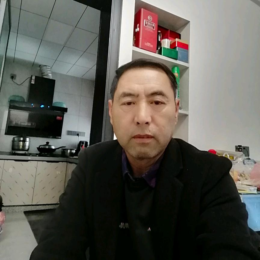 垒哥