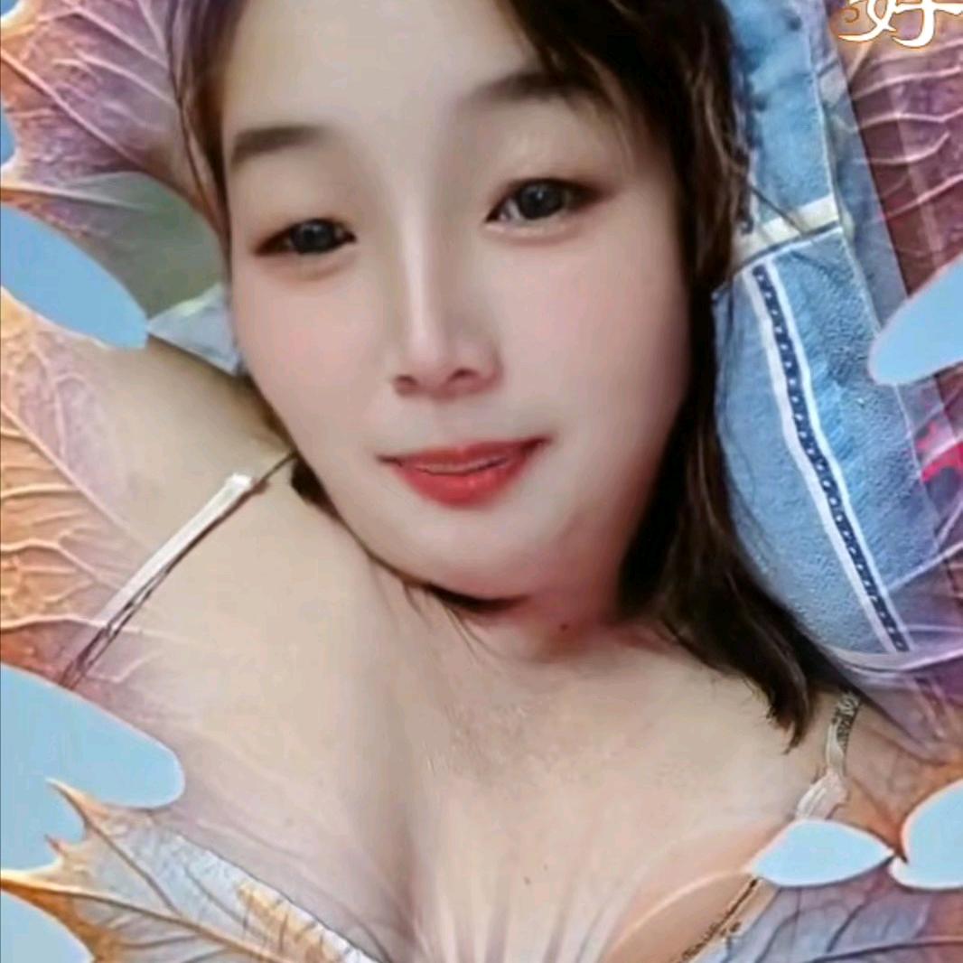小雨点，女，河南开封