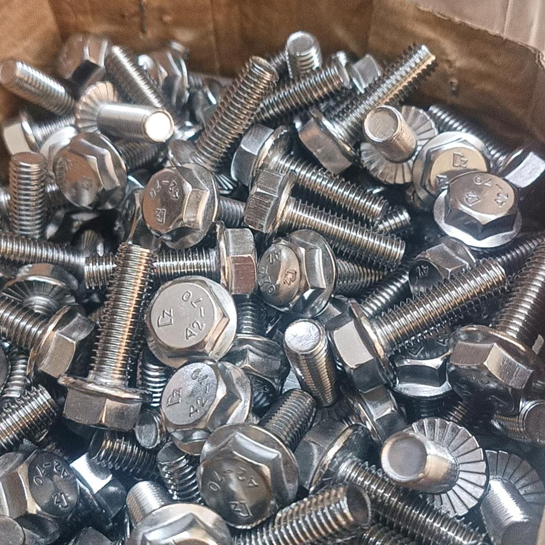 德州钢结构螺丝配件