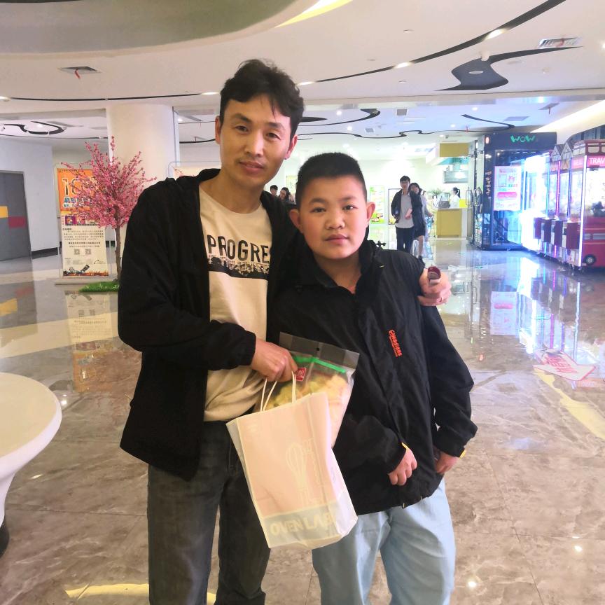 小焱