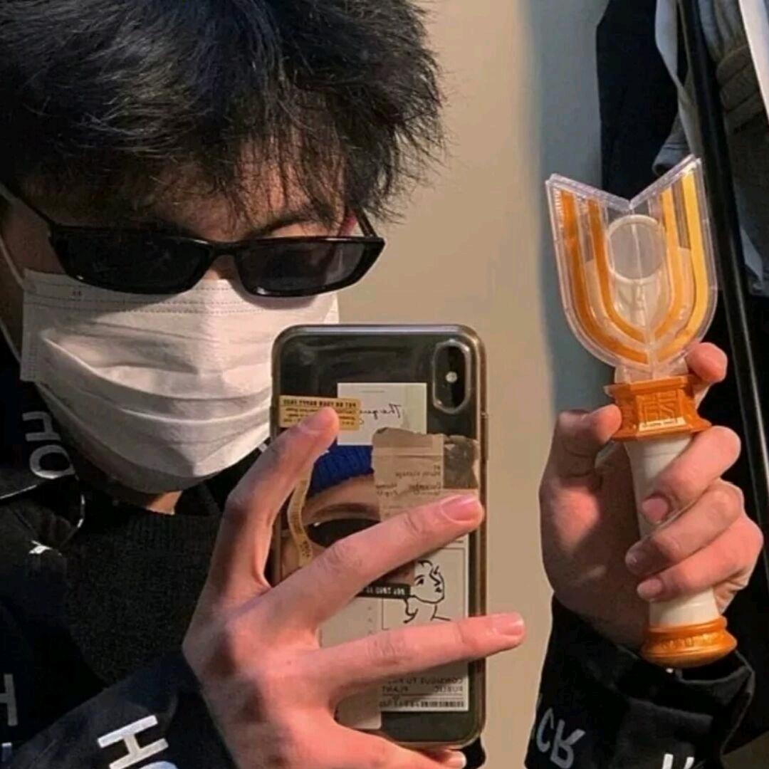 氼乚..