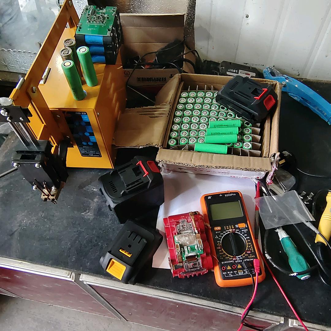 红玉水暖卫浴，锂电加工中心