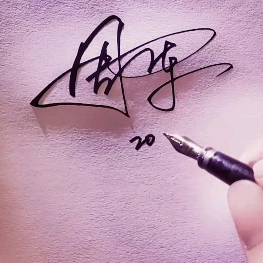 开心不代表幸福