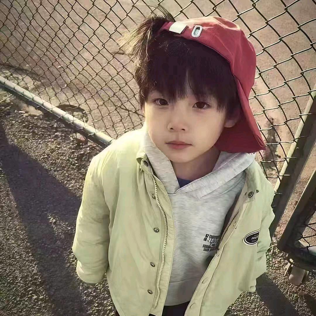 仄冷.