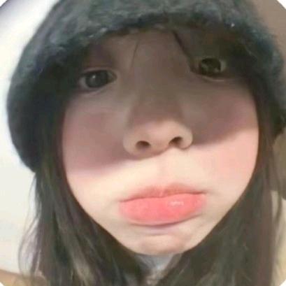 腼腆小美～