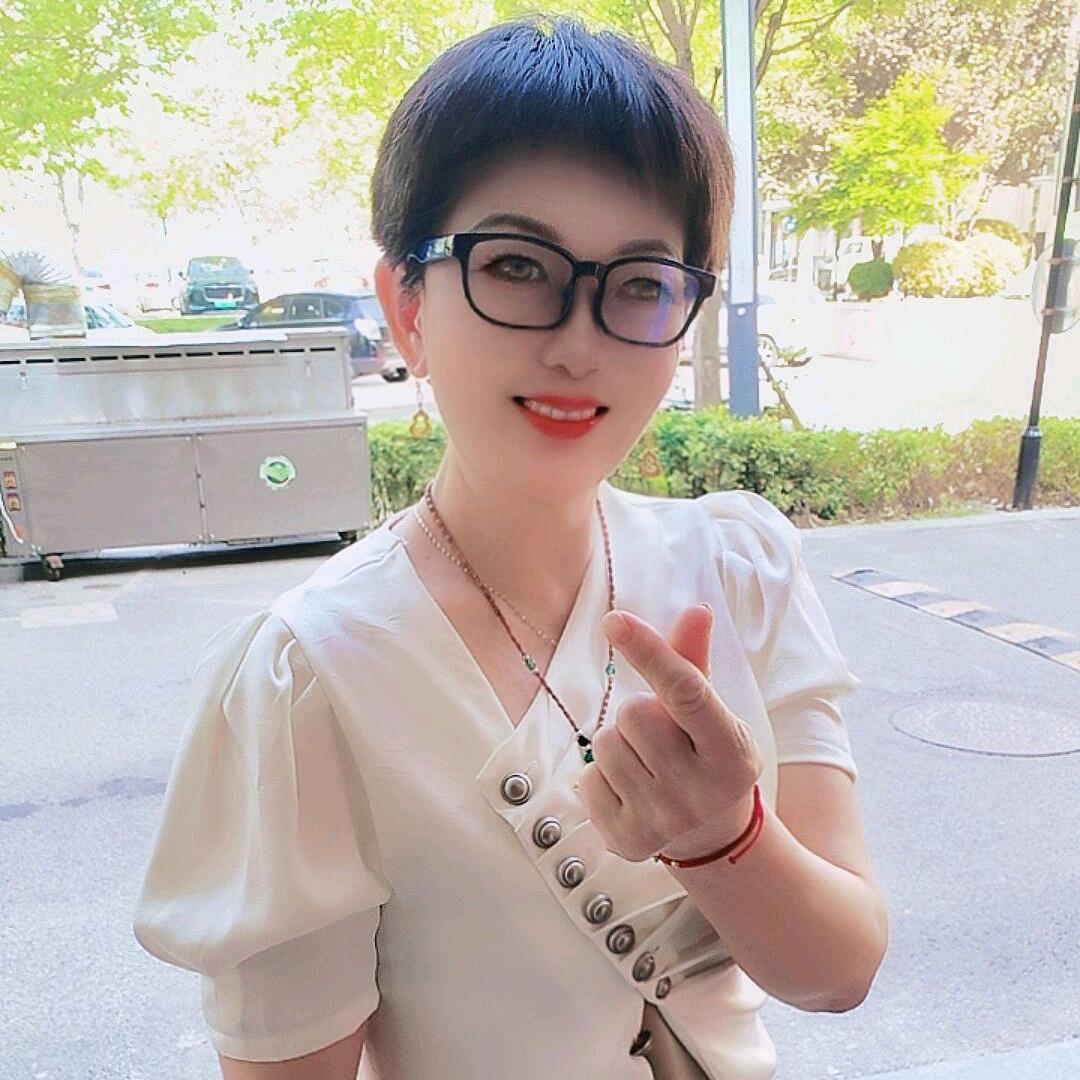 舞动靓女