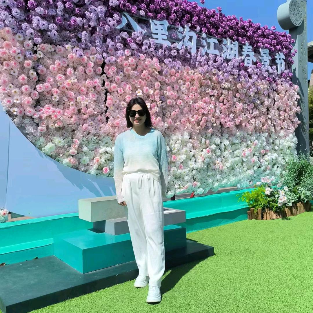 别低头皇冠会掉😃