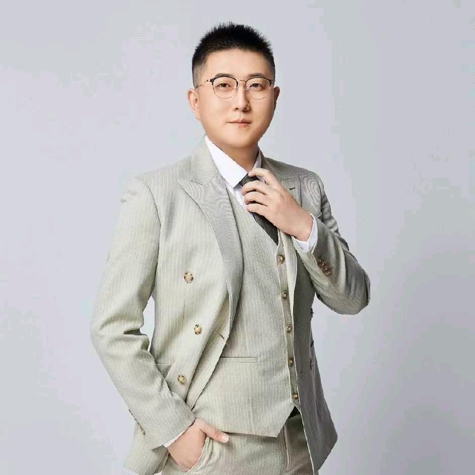 靠谱的小胖讲金融