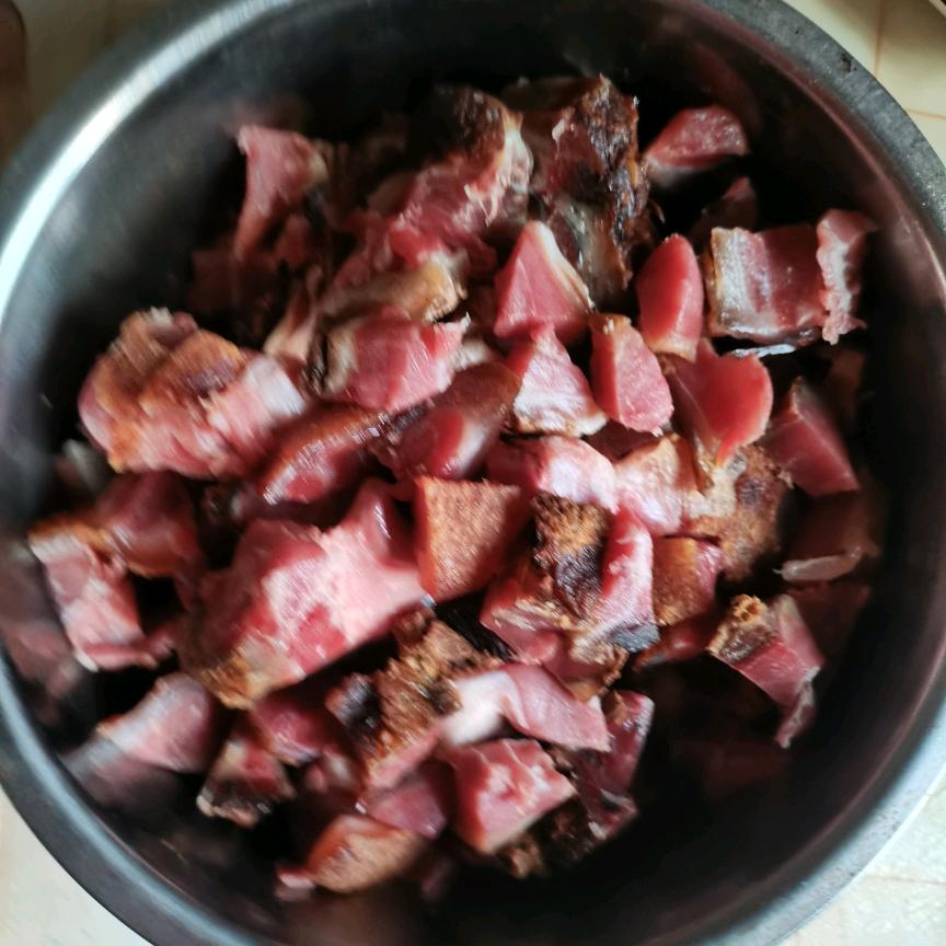 长了皱纹的小女孩