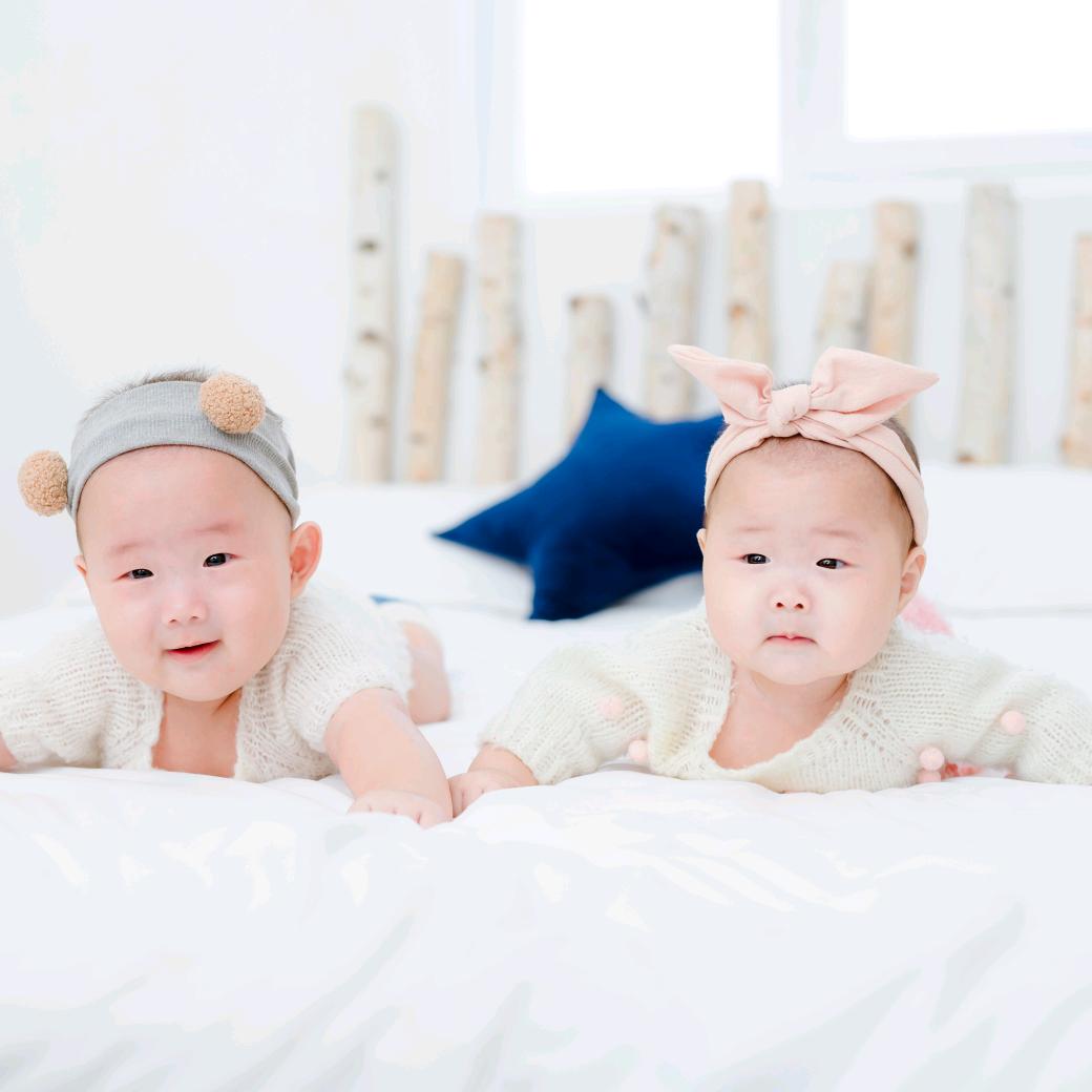龙凤胎宝爸♡糖🍼元