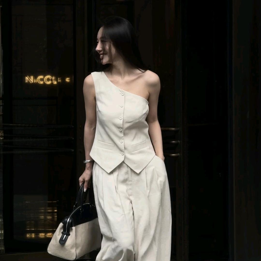 LiLi-李慧儿生活号轻奢风穿搭