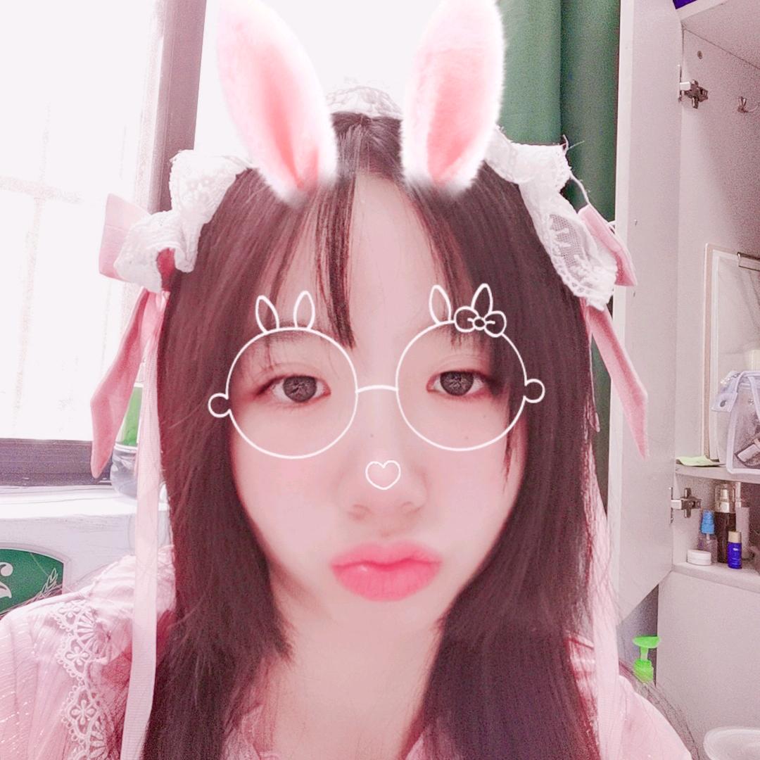 她的小梨涡
