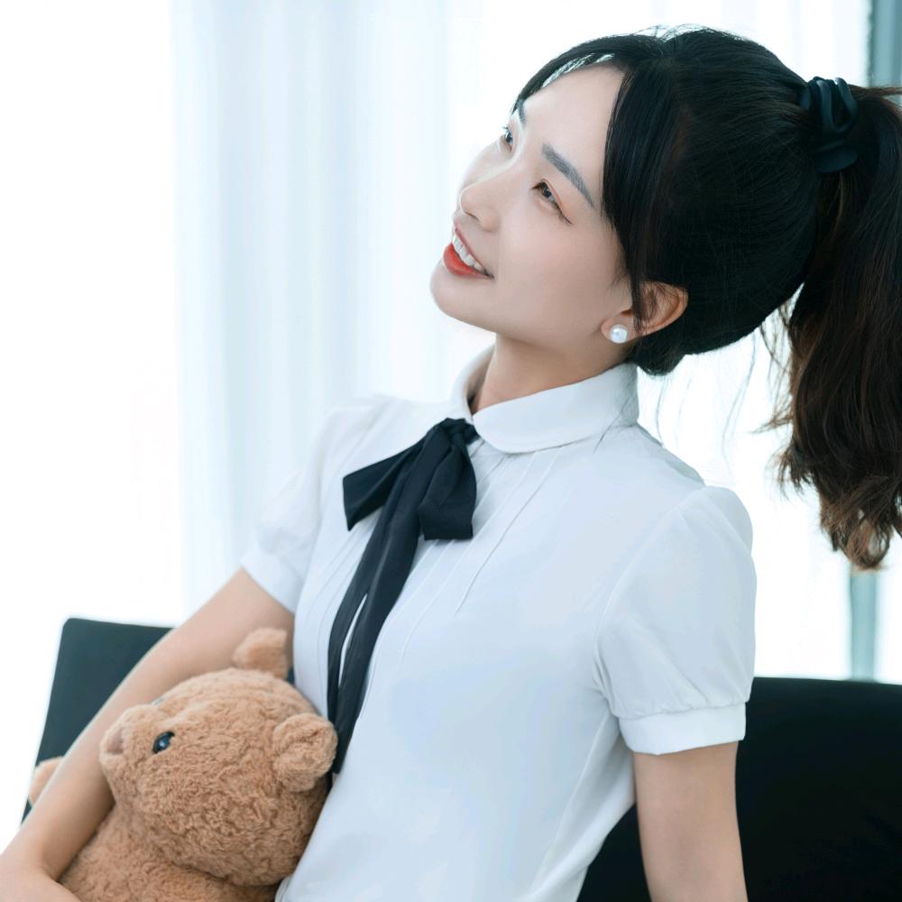 小叶传媒  琴琴