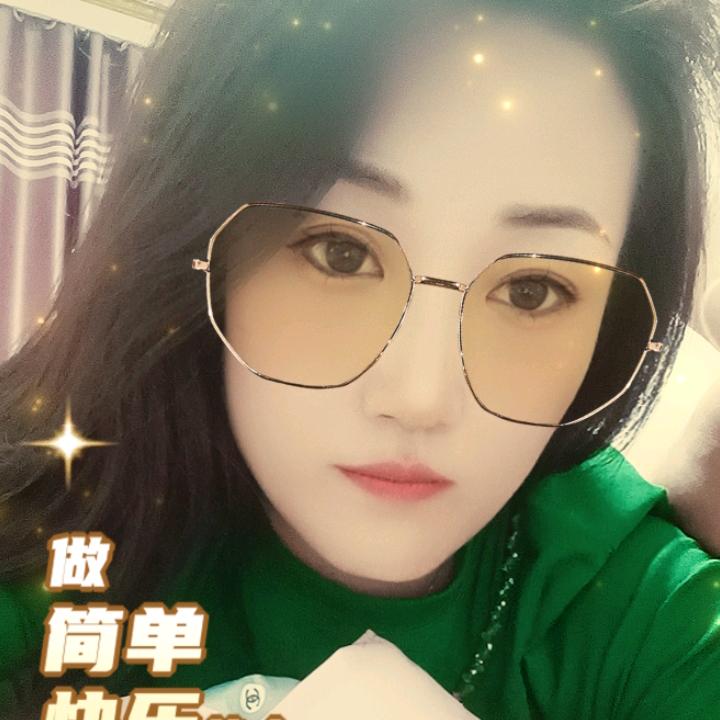 甜蜜蜜的笑