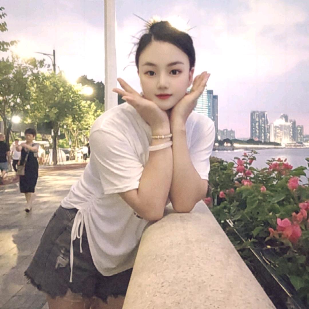 梅梅姐♥