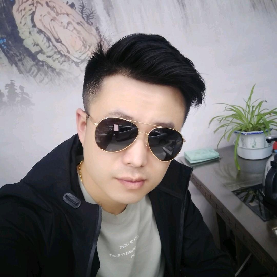 天龙汽车贴膜