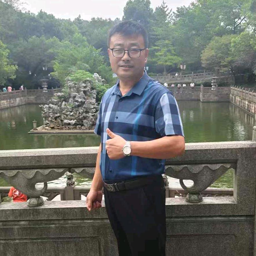 崂山幸福大叔