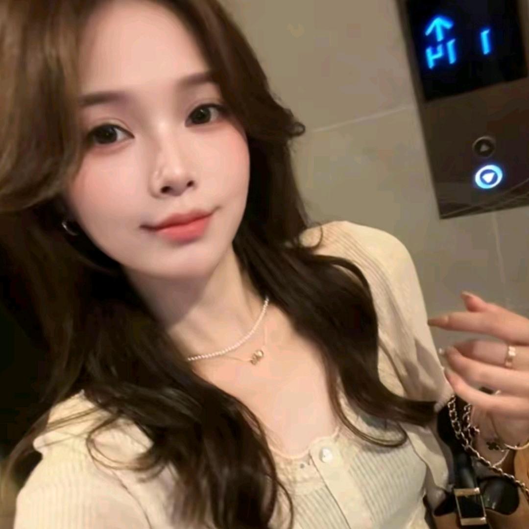 萱萱辰服饰~直播精选