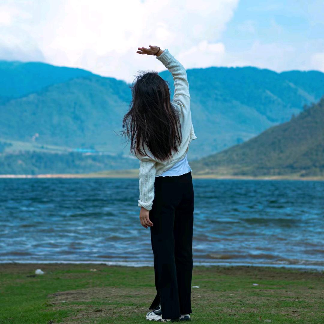 凉山西昌晚舟财税～张玉霞