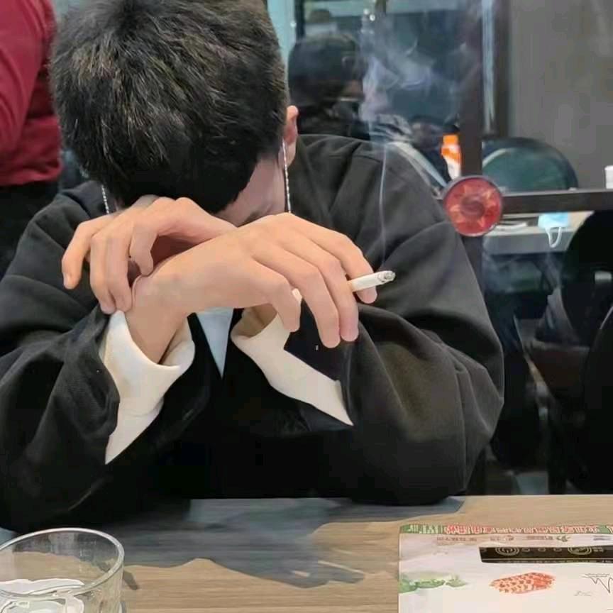 小吕有点怂