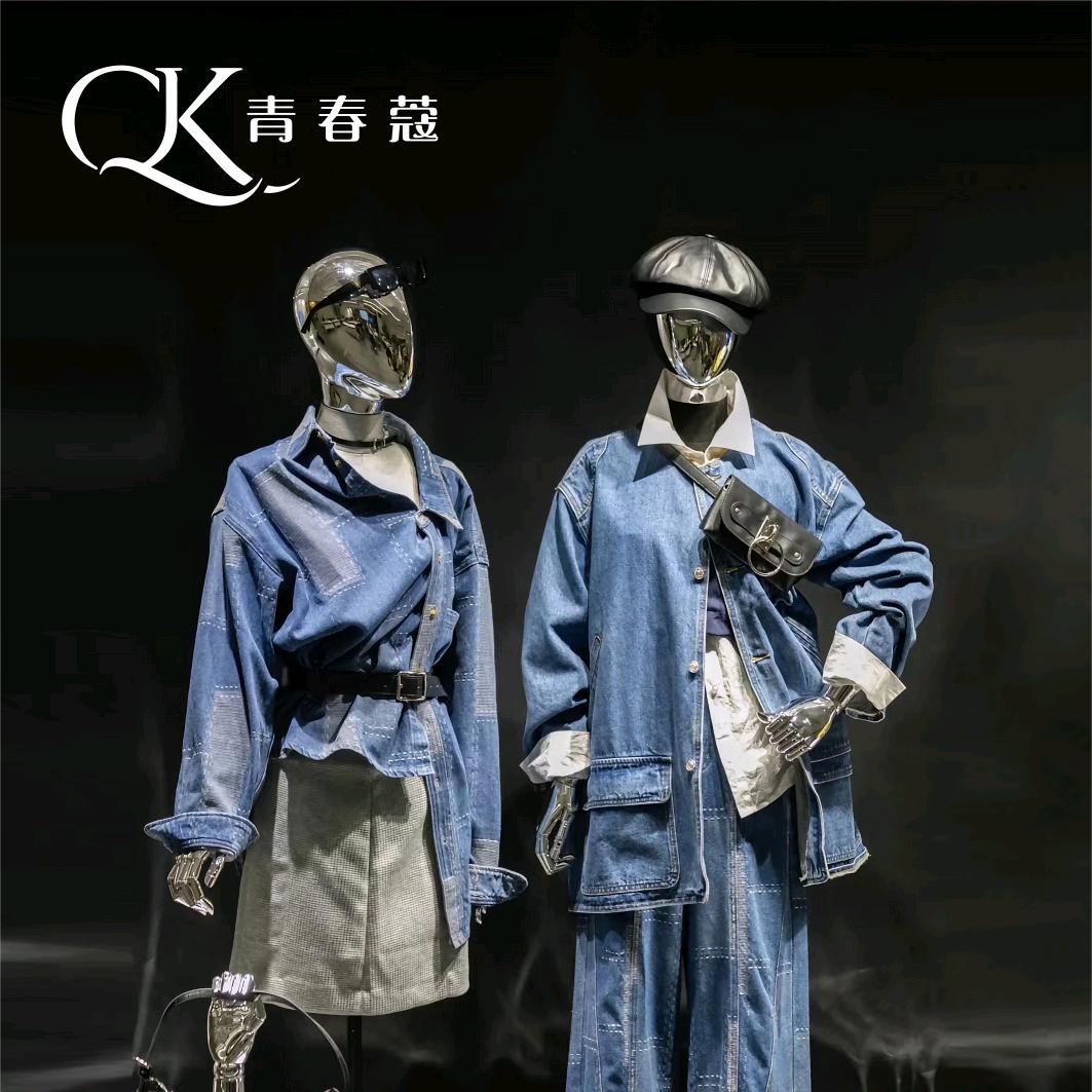 青春蔻服装
